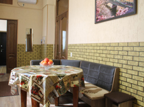 Апартаменты Кольцова 18/9