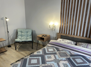 Апартаменты Привилегия на Революции