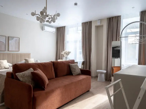 Апартаменты с дизайнерским ремонтом на центральной улице (до 4х гостей)