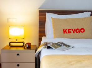 KeyGo #0019 s vidom na Ararat Apartments