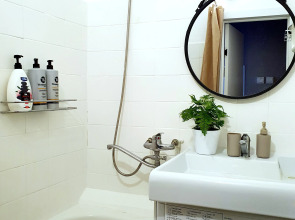 Квартира просторная 2 минуты до моря, самый центр, самостоятельное заселение 24/7