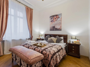 Квартира GM Apartments на 16 этаже Сталинской высотки