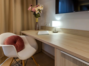 Апартаменты YES Марата 8115