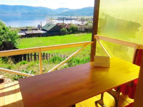S Terrasoy Na Beregu Baykala Private House