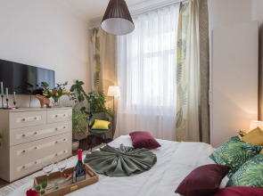 Квартира GM Apartments Стильная Трехкомнатная на Бульварном кольце