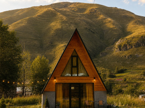 Chalet Memoria Kazbegi Arsha