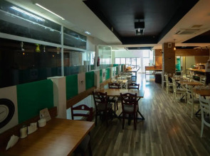 Отель Salam Baku SBH