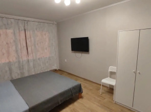 Квартира Двухкомнатная 50 лет Октября 33