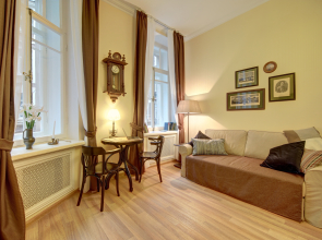 Квартира Петербургский стиль, тихий двор на Невском; 1 комната - до 4 чел