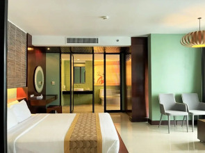 Отель Long Beach Garden Hotel & Pavilions