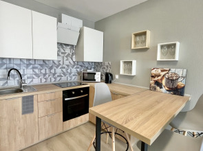 Апартаменты Chicago Aparts на Чемпионов 1 мкр. Солнечный