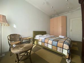 Апартаменты 5-комнатные HomeApart пр-т Независимости, 13