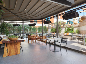 Отель Ramada Plaza by Wyndham Eskisehir