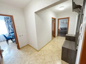 Квартира Двухкомнатная в 10 минутах пешком от набережной