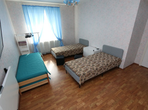 Квартира Просторная квартира с сауной рядом