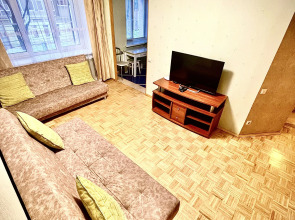 Квартира Короленко 19