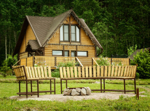 Tihotut Guest House