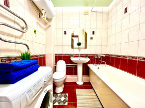 Уютные Апартаменты в Центре Города рядом с пл. Куйбышева (ул. Галактионовская 106А)