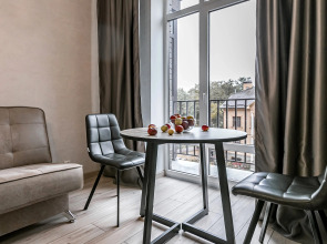 Апартаменты Жасмин от Ирины Савельевой - С лаундж-зоной и балконом- В курортной зоне- У входа в верхний Национальный парк