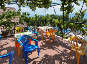 Гостевой дом Валера и Люба