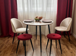 Апартаменты Леонова