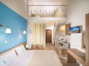 Anneta's House Apartments