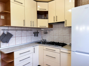 Квартира 2-комнатная на Карла Маркса 9