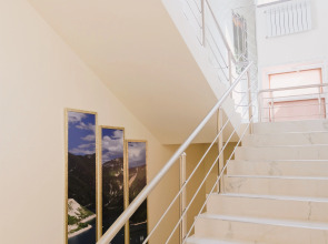 Отель Дона Исаева