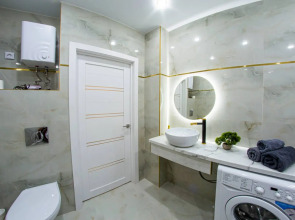 Апартаменты с качелями на 9 этаже