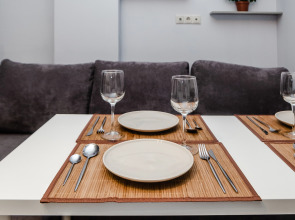 Апартаменты Жуковского 1/2/10 с2 (102)