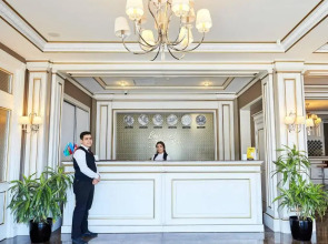 Отель Boulevard Side