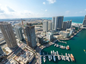 Апартаменты Marco Polo Fancy Marina Getaway With Mesmerizing Views