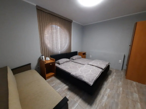 Гостевой Дом Октябрьская 5