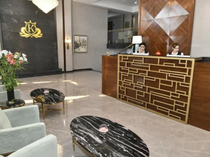 Отель Krokus Plaza