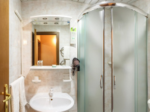 Отель Гостиничный Комплекс Юбилейный