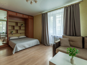 Квартира двухкомнатная вблизи Петергофских фонтанов