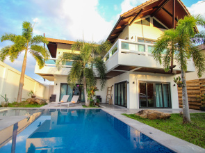 Resona Pool Villa