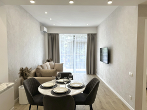 Na Pervomayskoy 1 Flat