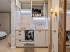 Апартаменты в Центре на Невзоровых 7 Сова-Дом