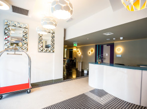 Отель Brosse Garden