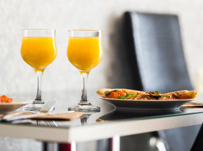 Апартаменты At HOME