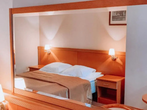 Гостиница Таврическая