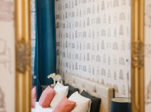 Апартаменты Студия с отдельной спальней в районе вокзала