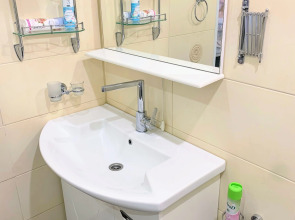 Квартира геологическая 15/1 кв.259