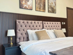 Your Manhattan in the Desert Executive Tower L Apartments