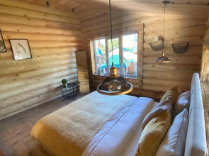 Дом с Бассейном