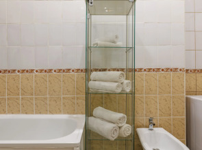 Апартаменты 4 спальни на Владимирском