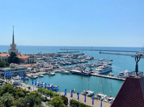 Апартаменты в центре города на берегу моря