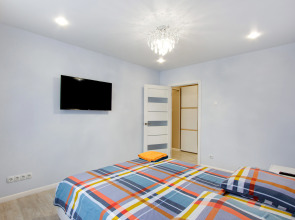 Апартаменты Трёхкомнатные в центре города по Ленинградской 2