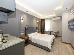 Отель Comfort Suites